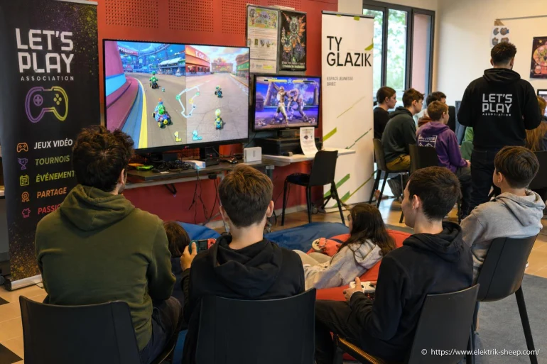 Un après-midi jeux vidéo à briec avec l’association let’s play à ti glazik